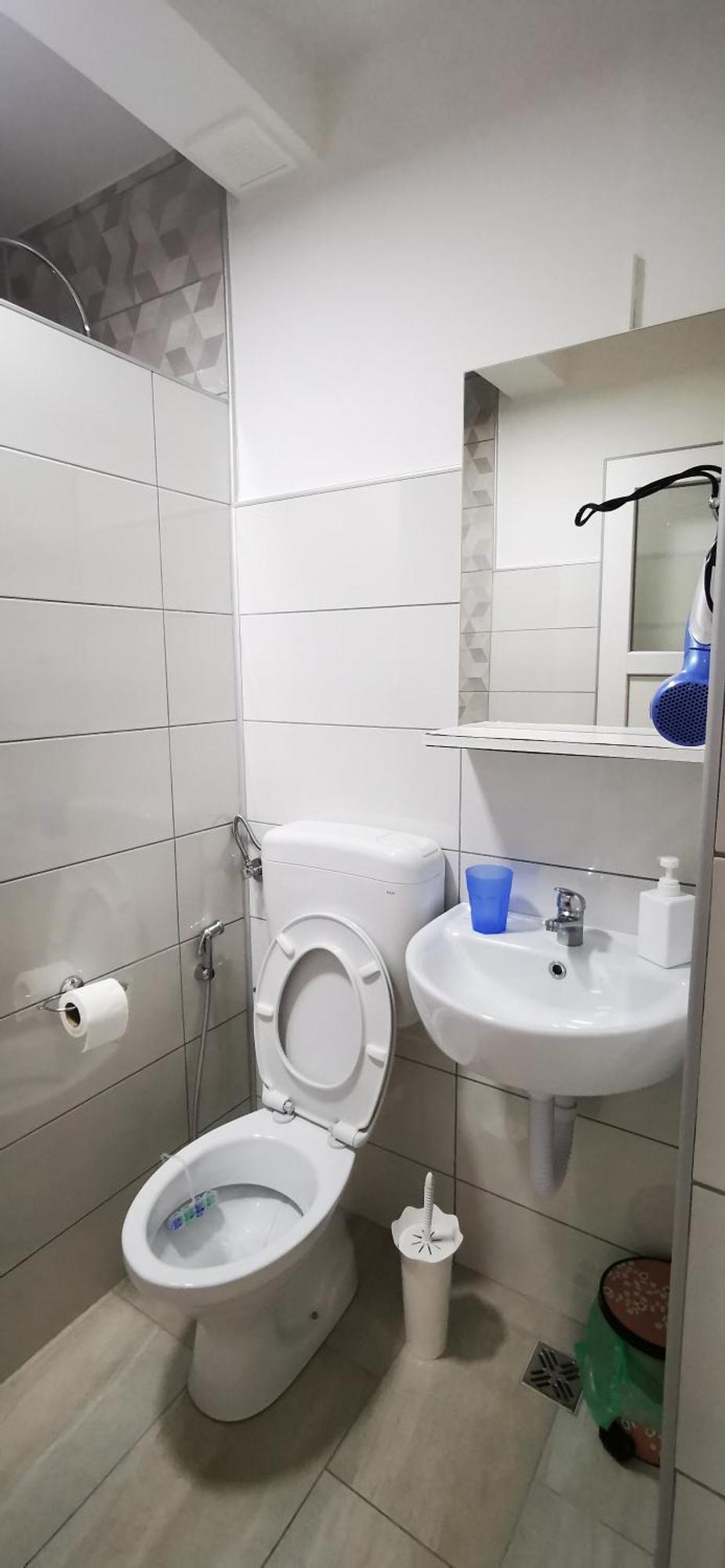 Rest & Recharge 4Bdr Apt- Free Parking, Ac & Garden SJJ Buitenkant foto
