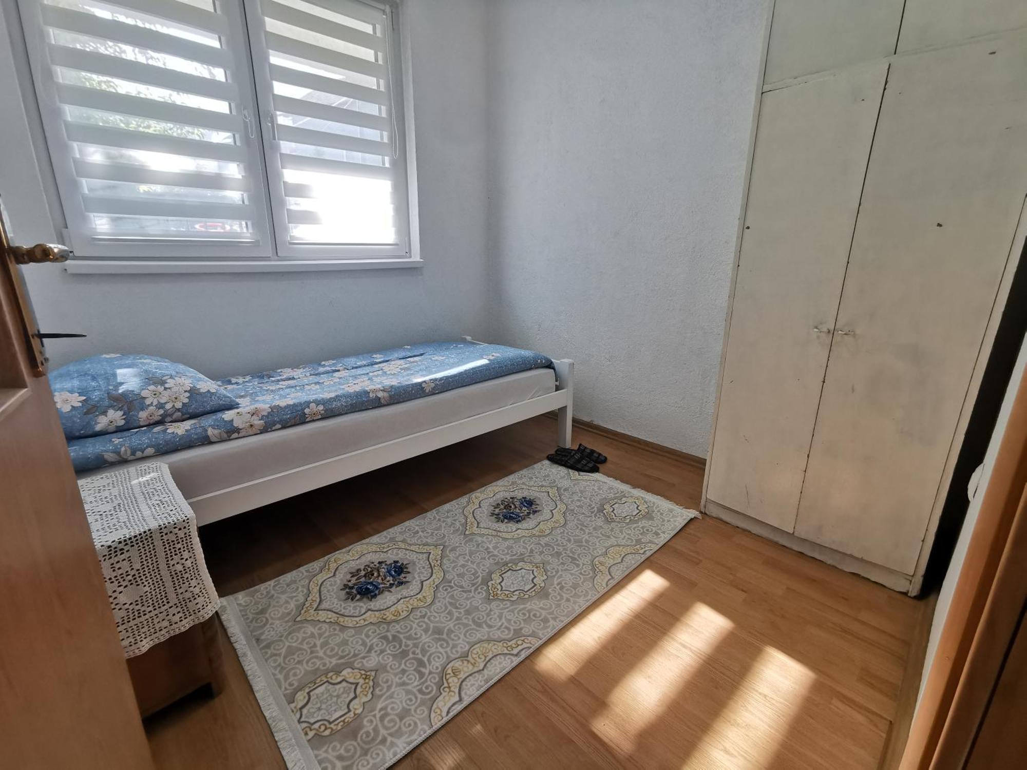 Rest & Recharge 4Bdr Apt- Free Parking, Ac & Garden SJJ Buitenkant foto